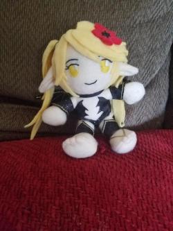 My sister made this amazing plushy for me of Poppytart for my Bday!!!! omg it’s so wonderful I love her so much thank you I will treasure it forever and ever!