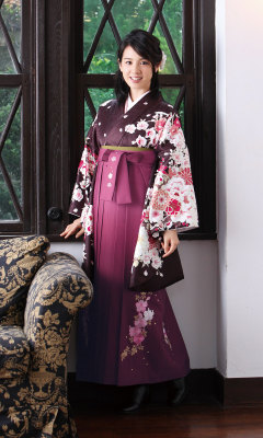 eastasiangirls:Japanese actress Nanami Sakuraba in traditional hakama by Japanese clothing company Maimu.