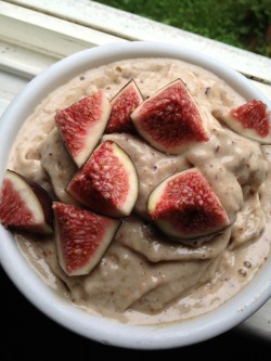 elizabeth-antoinette:  Enjoying this huge bowl of “Nana Figgy Nut” ice cream for lunch. | Recipe: in a food processor (a blender will work too, just add more liquid) combine 3 chopped frozen banana, 2 chopped ripe figs, 2 tbsp almond butter and a