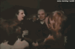coma-morning:  Marilyn Manson kissing Billy Corgan (Smashing Pumpkins) 