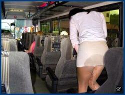 inowetpanty:Sneaky Bus pee!