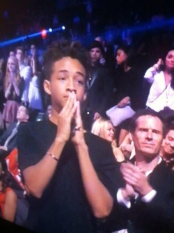 codeddenominator:  never forget when drake wore a shirt with jaden smith’s reaction to his vma performance on it 