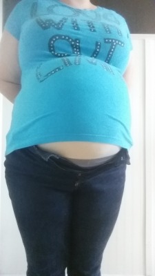 cadiepreggobelly:Here it is, the “bumpdate” you’ve all been waiting for. I am fake pregnant again! 19 weeks with a little boy. So excited to meet him in December!