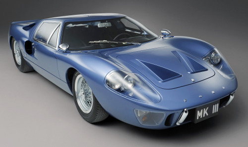 carsthatnevermadeitetc:  Ford GT40 MkIII XP130-1, 1967. A prototype for a road-legal version of the GT40, referred to by Ford as the L.H. Prototype. The longer rear end houses a luggage box behind the engine. The car was displayed at the New York Auto