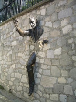 Le Passe-Muraille (“The Man Who Walks Through Walls”, a sculpture in the Montmartre neighbourhood in Paris)