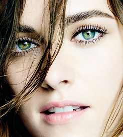 itakemyselfveryseriously:  Kristen for Chanel’s Collection Eyes Campaign.   Photographed by Mario Testino