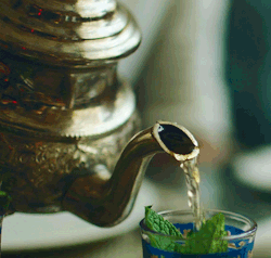 discoveryourdubai:  Mint tea: a Dubai delicacy. See more wonderful Dubai culture here 