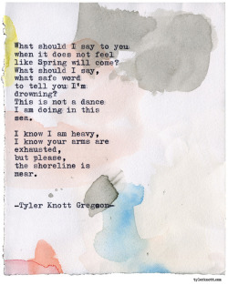 tylerknott:  Typewriter Series #2210 by Tyler