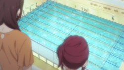 rinmatsuoka:  AND TO YOUR LEFT I THINK WE FINALLY GOT A SNEAK PEEK AT RIN AND KOU’S MOM LOOK AT THAT HAIR COLOR  SHE HAS BROWN HAIR AND THEIR DAD HAD BLACK HAIR AND HOW DO THEIR CHILDREN HAVE FUCKING RED HAIR?!!?!?!?