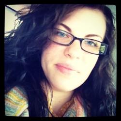 soakyourselfincolor:  Back to jersey 😝😋🙊👓❤ #scarf #glasses #curls #curlyhair #brownhair #natural #nomakeup #glasses #dark
