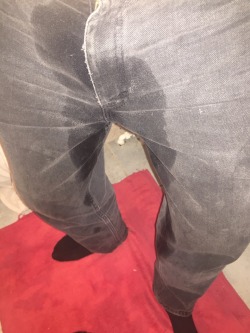 sinceiwassmall:Oh no, I did it again… I waited too long and had an accident. My pee all came out and ran down my legs and I’m all wet like a little boy….