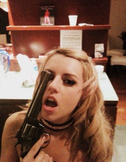 laurathegerm:&ldquo;My loveâ€™s a revolver  My sex is a killer  Do you wanna die happy?â€