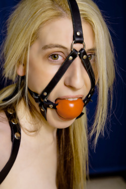 austbondlover:  Love Melissa in her armbinder and gag