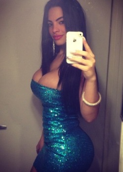 Selfpic-Babe:  Selfshot Girl Http://Is.gd/7Wnf6P