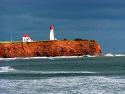 tselentis-arch:  Îles-de-la-Madeleine, Quebec, Canada via Travel 360 Lighthouses