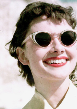 hollywoodlady:Audrey Hepburn pictured on the beach at Rottingdean, East Sussex. Photo by Joseph McKeown, 1951.  