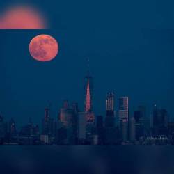 Manhattan Moonrise #nasa #apod #fullmoon #moon #sunset #strawberrymoon #satellite #atmosphere #sky #earth #solarsystem #manhattan #newyork #eaglerockreservation #westorange #newjersey #space #science #astronomy