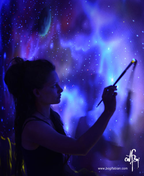 archiemcphee:  Vienna, Austria-based artist Bogi Fabian uses glow-in-the-dark and black light-reactive paints to transform rooms into otherworldly getaways in distant galaxies, jungles, caves or underwater. While some of Fabian’s murals are partially