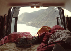 freiheitsrebellion:  upclosefromafar:  sound-of-selah:  eartheld:  bvddhist:  urbanthropologie:  cactus-princess:  I need this  ❁  Organic  // Spiritual  // Hippie   mostly nature  I do miss living in a van. There were some of the best days of my life