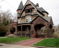 m-e-l-issa:  spoon-ing:  my-shiny-teeth-andme:  orchid-ink:  timeaslight:  a set of victorian houses  shitttttt  A Victorian house has always been my dream house  Yes  double yes 