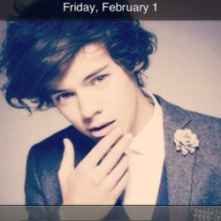 Harry was both of my screen savers yesterday because it was his birthday! Lol I hope Niall doesn&rsquo;t get mad ;D #harrystyles #19 #hazza #onedirection #1d #birthday #party #niallhoran #liampayne #louistomlinson #zaynmalik #love #boys #directioner