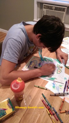 lilsnugs:  What time is it?! Coloring time!!!!!!!!!!!!
