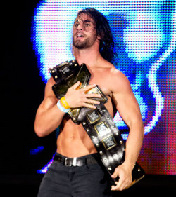 all-day-i-dream-about-seth:  Fuck! He looks so damn hot in those jeans!  And his abs look delicious!