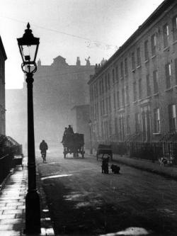 firsttimeuser:  Bert Hardy, born in London, worked his way up from a lab assistant to become a photographer. His talent flourished as a staff photographer on Picture Post, joining the illustrated magazine during the Second World War. As well as travelling