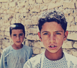Taarrad7In:  Smellthedeen:  Pashtundukhtaree:  Afghan Boys.  Oh Wow.  Beautiful 
