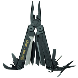 snkmerchandise: News: SnK x Leatherman Tool Wave Collaboration Original Release Date: September 2017Retail Price: Various (See below) Groove Garage’s Leatherman Tool Wave line has released premium merchandise for their SnK collaboration! The products