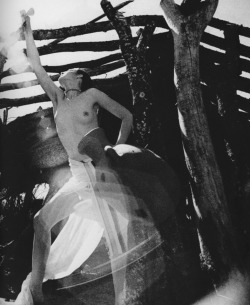 fragrantblossoms:  Masaya Nakamura, from Ema Nude in Africa (photobook), 1978.