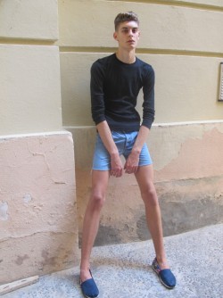 thomasbukoass:   Jorge Garcia Valero Spanish male model   are his legs even real