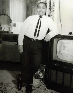 booksarerevolution:  navigator913:  HAPPY BIRTHDAY EMMETT TILL On this day in 1941 Emmett Till was born. He was murdered in Mississippi in 1955 at the age of 14 after reportedly flirting with a white woman. Emmett Till would have been 72 years old today.