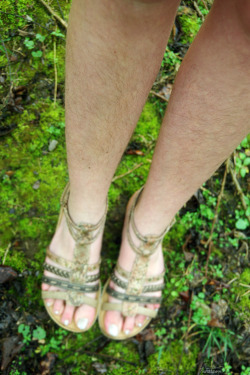 frolicingintheforest:  So, I’ve not shaved my legs since last summer. This is the first time I’ve grown them out. I’m not going to lie, it feels quite nice. The first time I stepped outside barelegged this spring, I was surprised by the way the