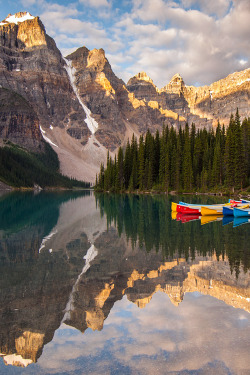 etherealvistas:  Moraine Lake and canoes (Canda) by Phil Goble 