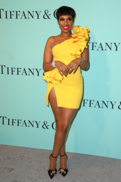 celebsofcolor:  Jennifer Hudson attends the Tiffany &amp; Co. 2017 Blue Book Collection Gala at ST. Ann’s Warehouse on April 21, 2017 in New York City.