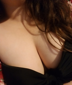 secret-little-princess:  secret-little-princess:  I like the way my tits look in my swimsuit.  Xoxo to the followers who helped me buy this swim suit 