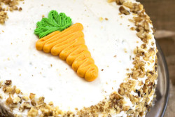 sweetoothgirl:    Classic Carrot Cake   