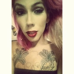 #GirlsWithTattoos #GirlsWithPiercings #Instapic #Cute #Sexy #Makeup #MAC #RussianRed