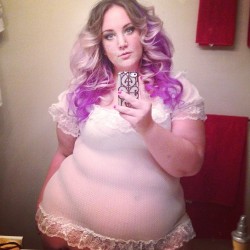 khaleesidelrey:  #Innocence meets #bombshell today for photoshoot ^_^ Wearing gorgeous lingerie from @taurus_rainbow_lingerie 