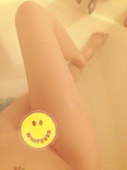Sexy bathtime.  follow her daboooty: Submissions