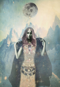 astrophilosophy:  The High Priestess by Danielle Noel 