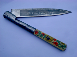 Corsican vendetta knife with floral detail  che la mia ferita sia mortale“may my wound be deadly” 
