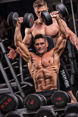 zoltanyuri:  Ryan Terry (lifting) and   Steve Cook (behind) 