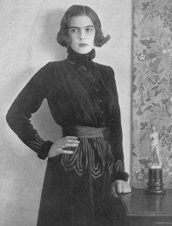 theroyalhistory:  Baba, Baroness d'Erlanger (later Princess de Faucigny-Lucinge), 1919