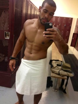 musclegalore:  Thank you in advance! guys in towels