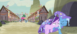 adgerelli: rewatching the s6 finale and holy shit when they’re running away from the village TRIXIE IS HOLDING STARLIGHT UNDER HER CAPE I CAN’T SHE’S SUCH A GOOD FRIEND suck it twilight