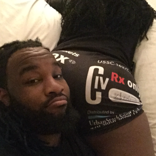 bootybotty: clitliqsback:  KAKEY the dick sucking goddess!!!!! #Sheesh  Before the madness. I need this chick in my life!   Super Head ain’t got Shit on Kakey