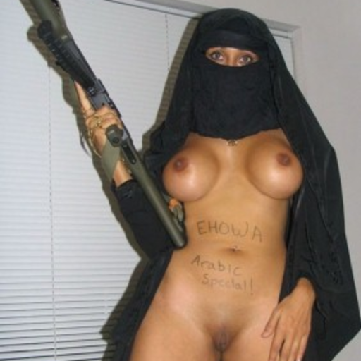 XXX arab-sluts:  Sexy ass muslim dancing photo