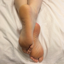 footfindings:  Evening footjob #footjob #feet #cum #bird #sexy #girlfriend #cummytoes